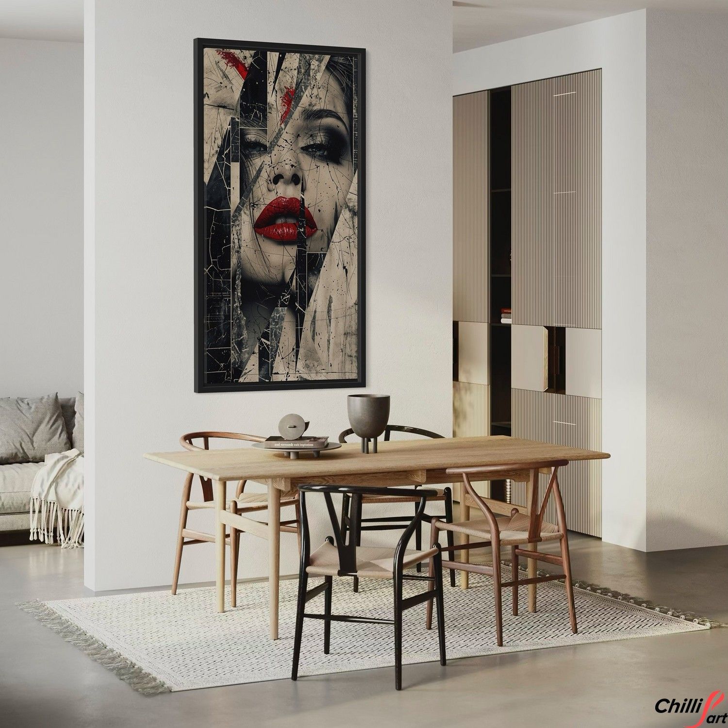 Картина Cracked Elegance