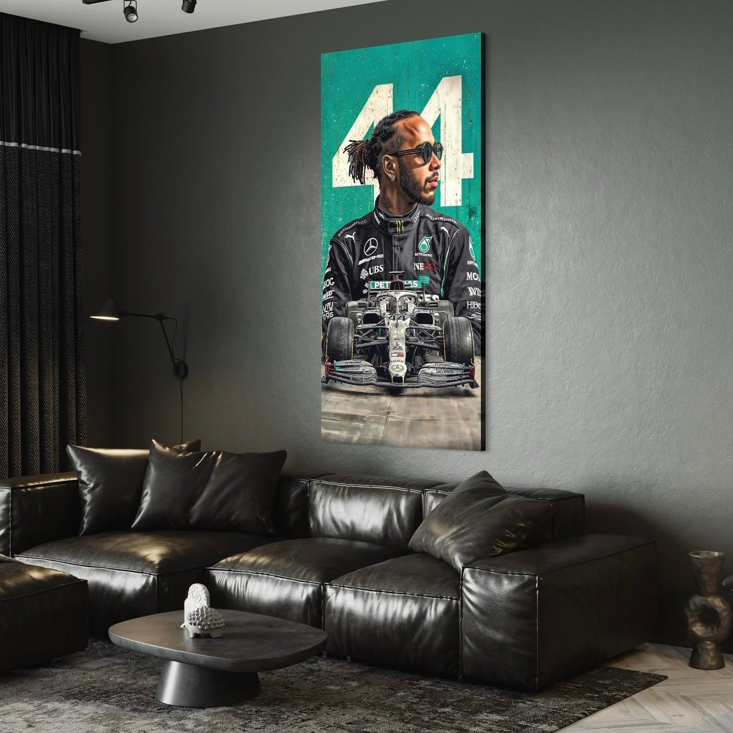 Картина Lewis Hamilton - Champion 44